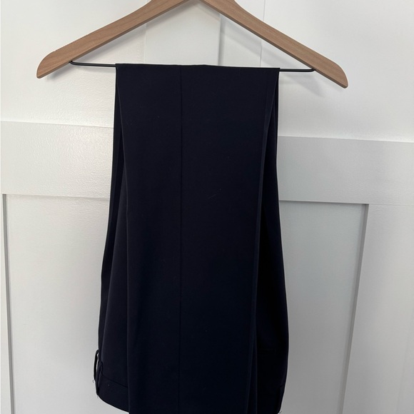 J.Crew Ludlow Italian Wool Suit
36R 31/32 Slim Fit Navy - Picture 4 of 4